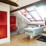 Unique Luxury Loft With Terrace In Old Town